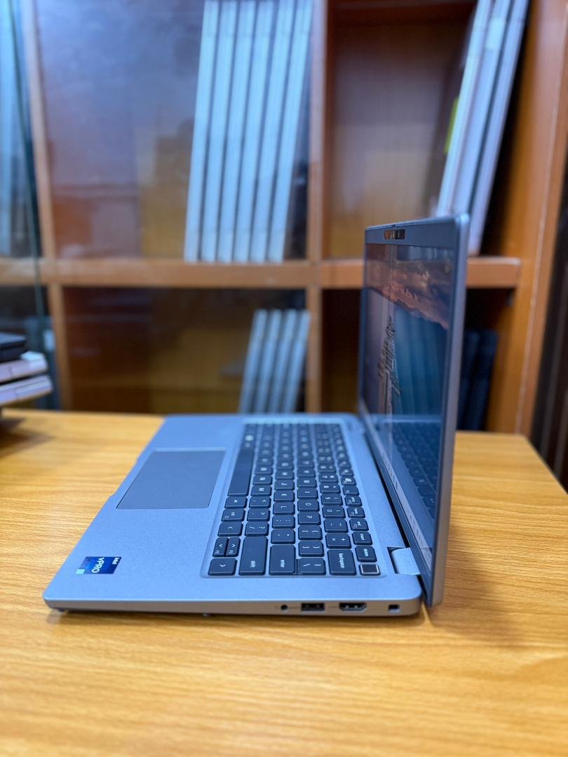 dell 5400 side dell 5400 side