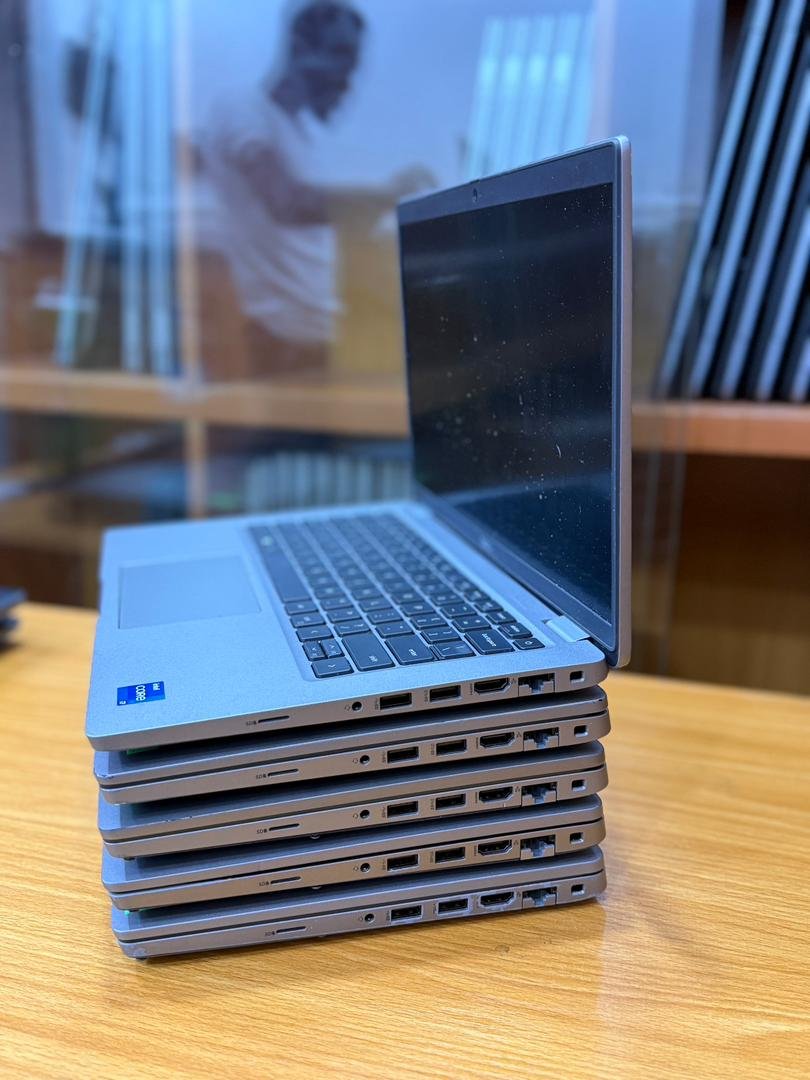 dell latitude 5420 side dell latitude 5420 side